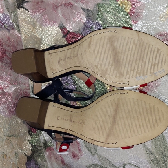 Tommy Hilfiger Red White & Blue Chunky Heel Ankle Strap Sandals Sz 9 - Picture 9 of 12